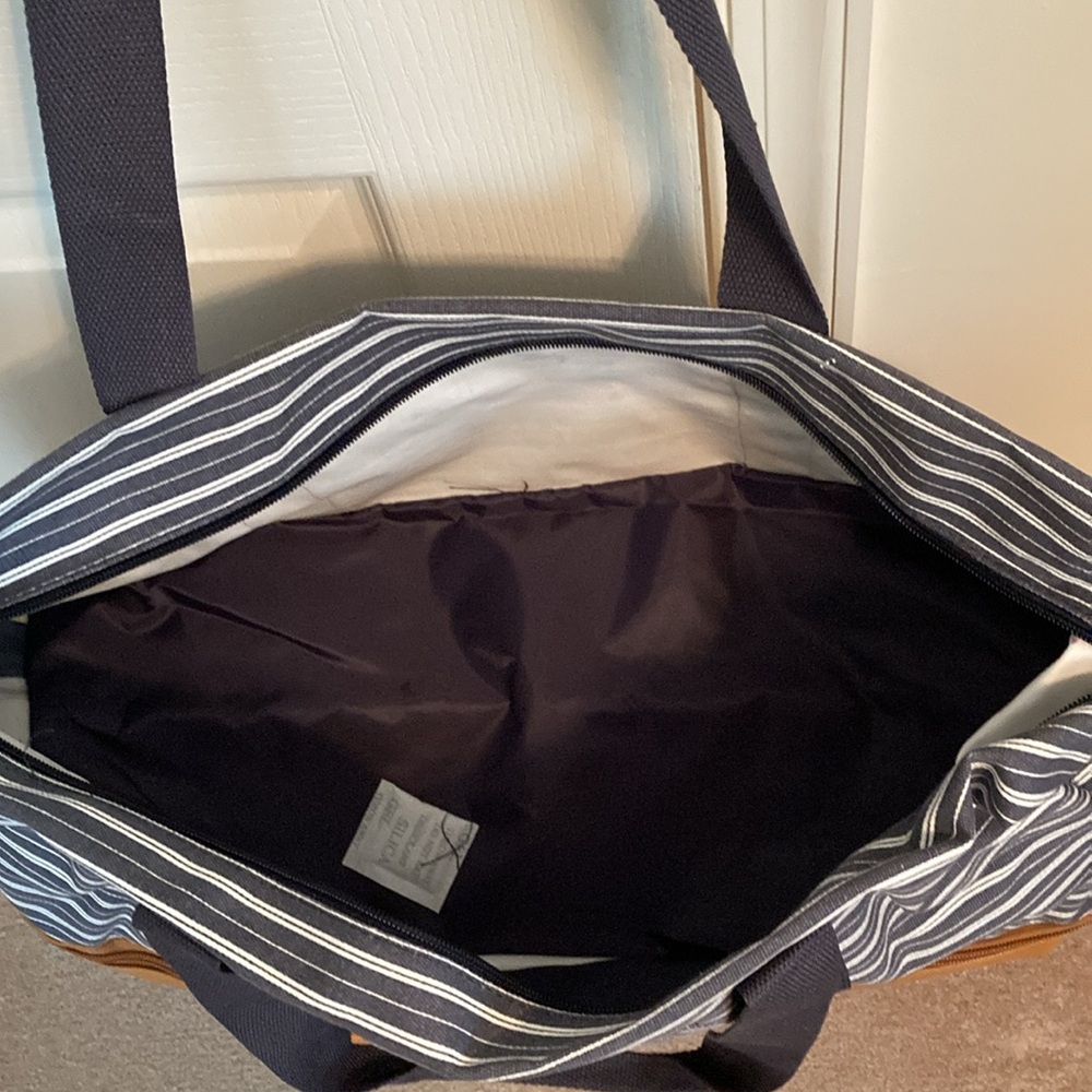 Large Striped Weekender Bag - Picture 2 of 7